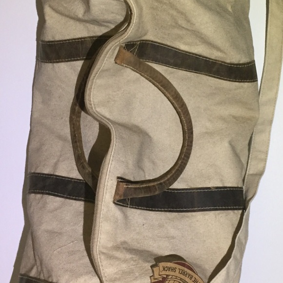 Handmade leather duffle bag. - Picture 3 of 3